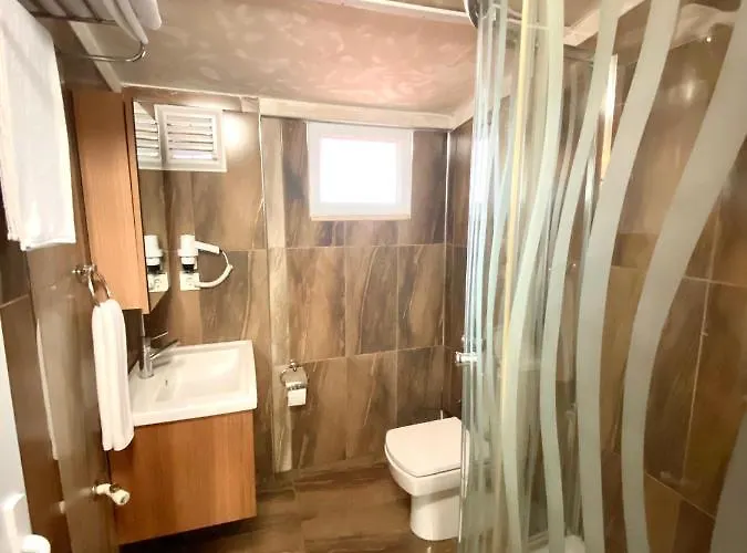 Peri Boutique * ספנג'ה