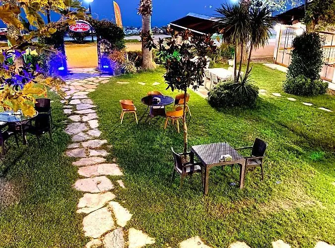 Peri Boutique מלון ספנג'ה