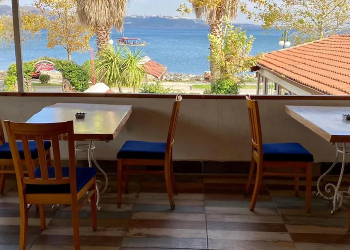 מלון Peri Boutique ספנג'ה