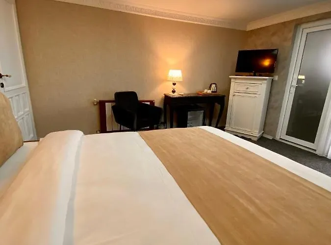 Peri Boutique מלון ספנג'ה