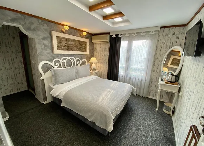 Peri Boutique מלון *