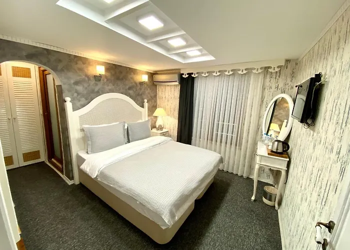 Peri Boutique מלון ספנג'ה