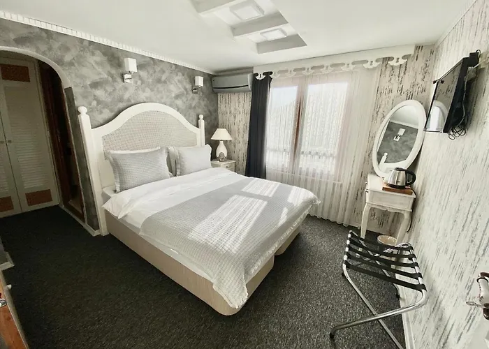 Peri Boutique * ספנג'ה